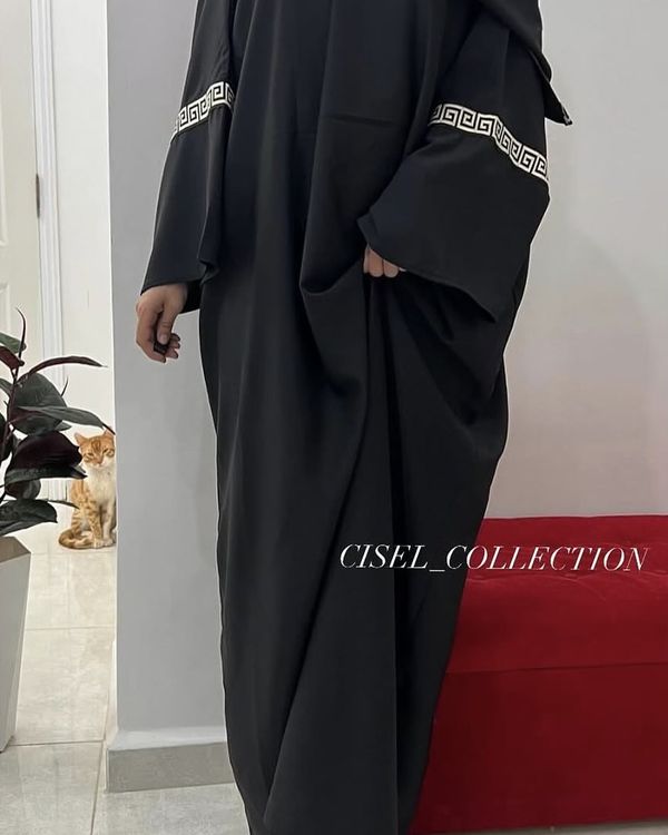 Abaya Zina brodée - Noir